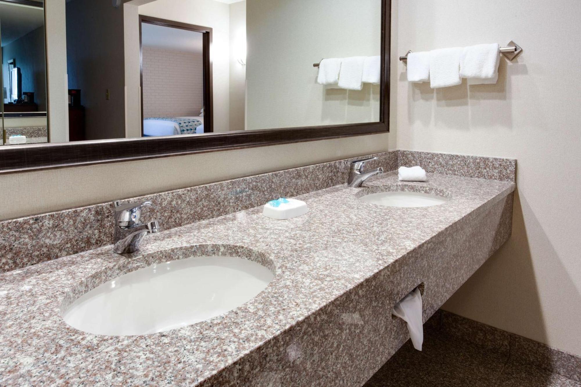 Drury Inn & Suites Nashville Airport Exterior foto