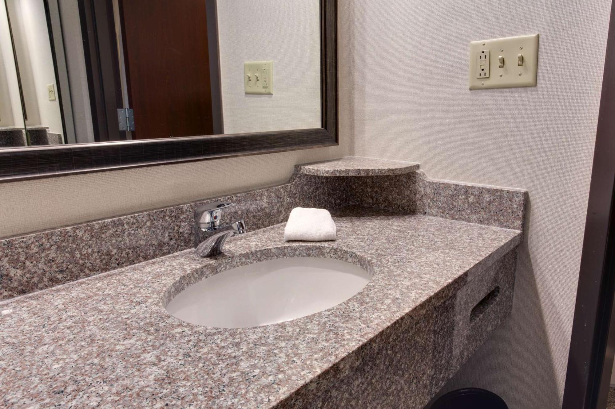 Drury Inn & Suites Nashville Airport Exterior foto